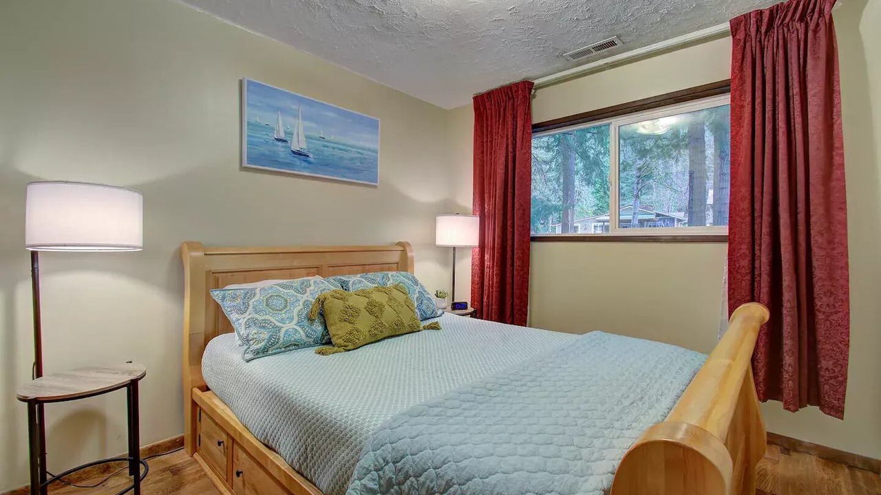 Photo of Others in Cathlamet