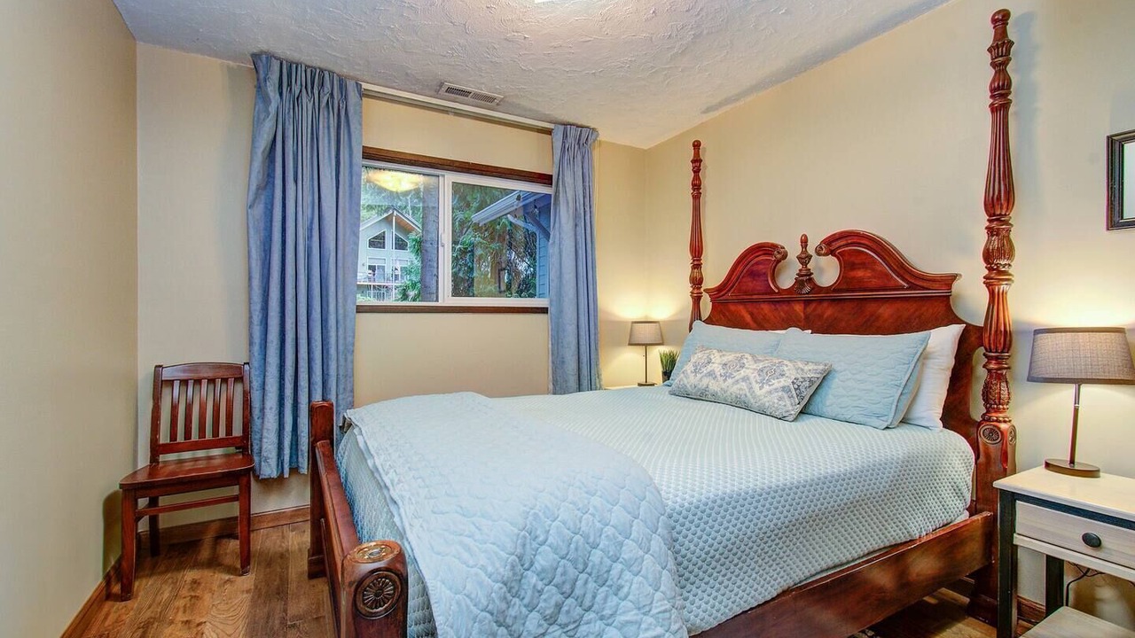 Photo of Others in Cathlamet