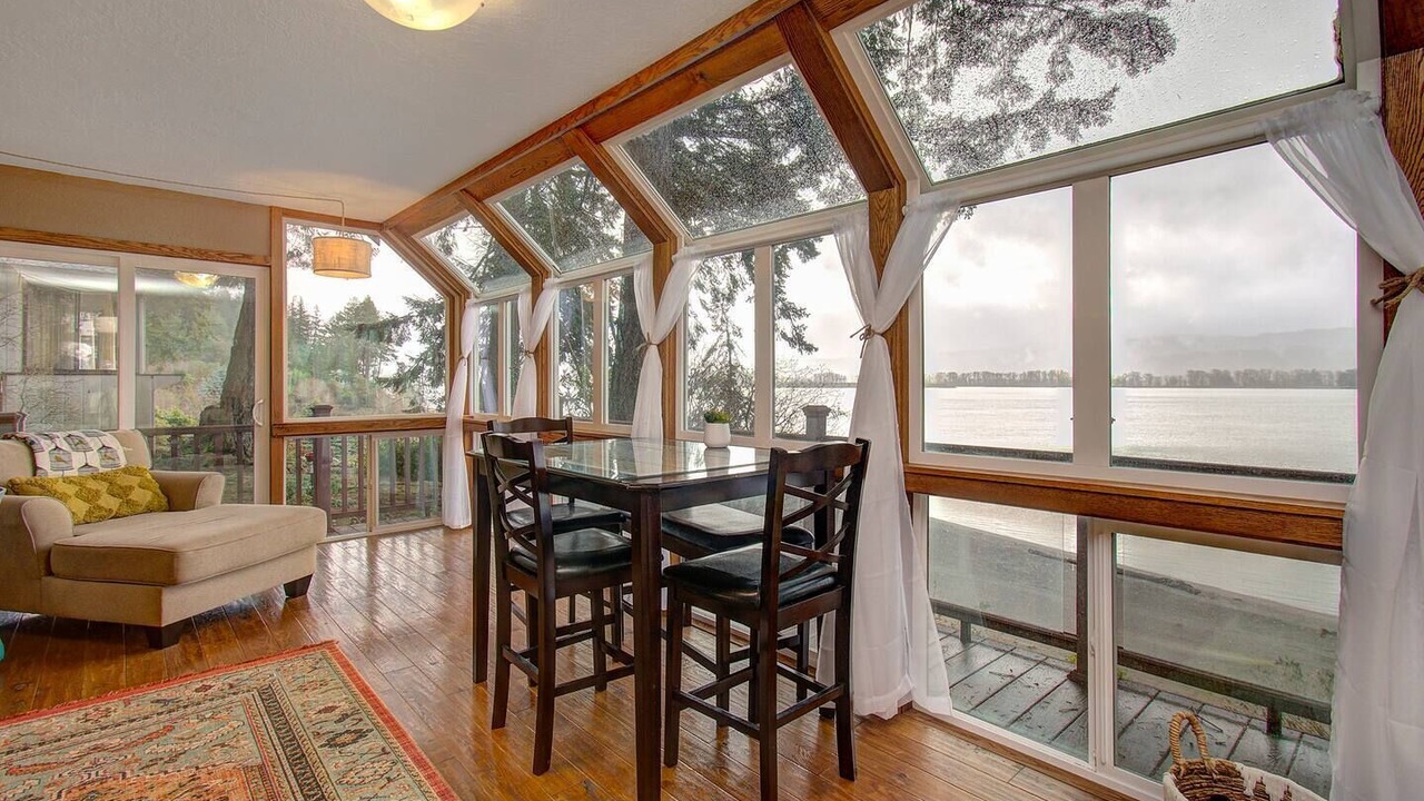 Photo of Others in Cathlamet