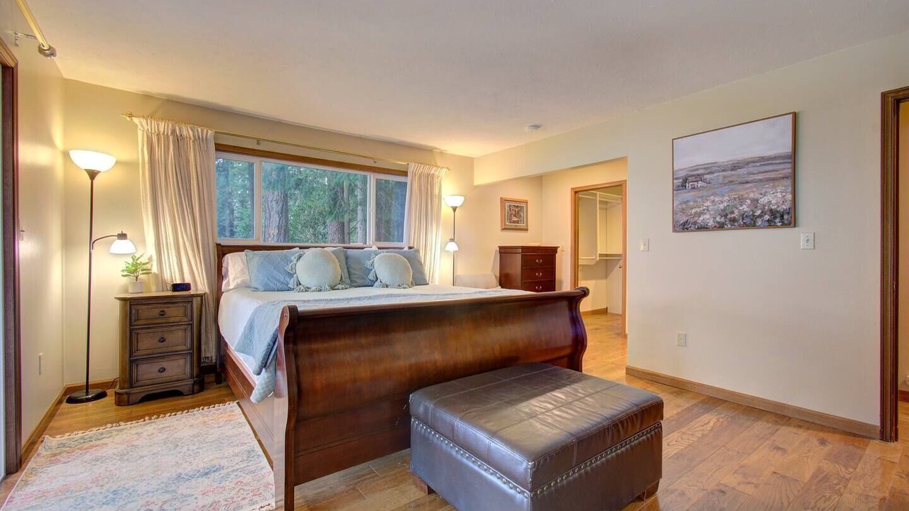 Photo of Others in Cathlamet