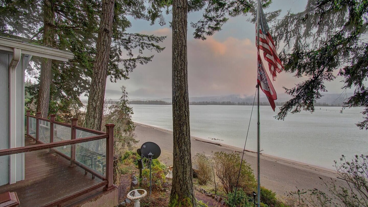 Photo of Outdoor in Cathlamet