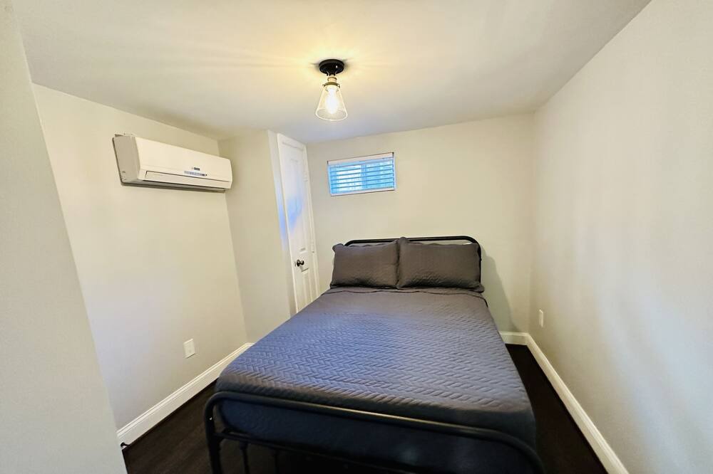 Photo of Bedroom in Capitol Heights