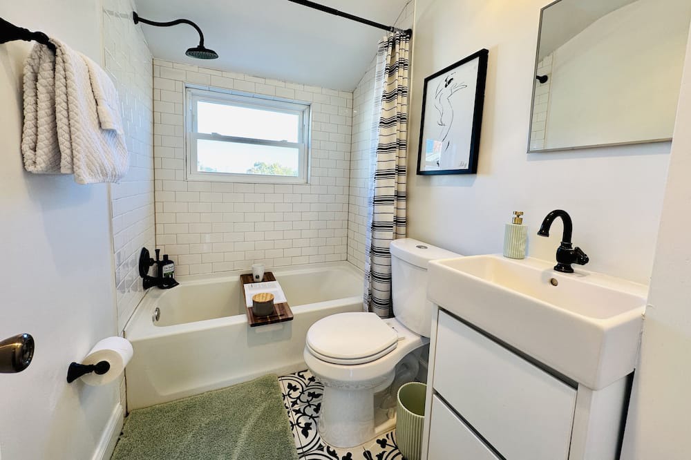 Photo of Bathroom in Capitol Heights
