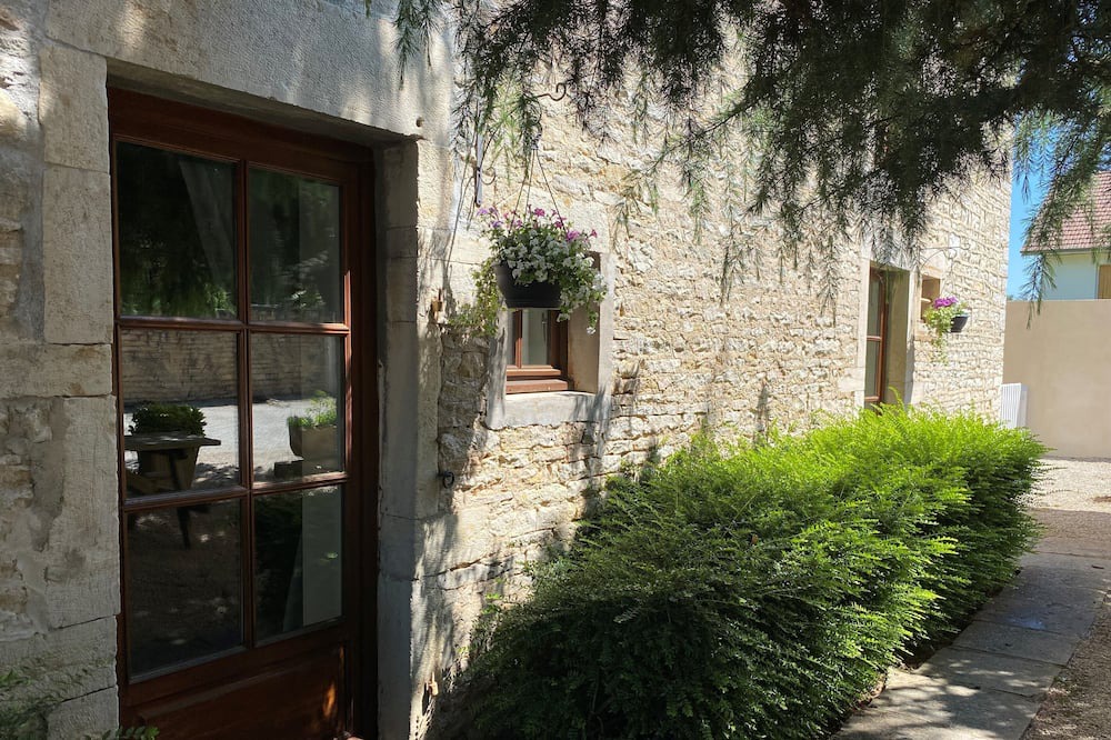 Photo of Outdoor in Montagny-les-Beaune