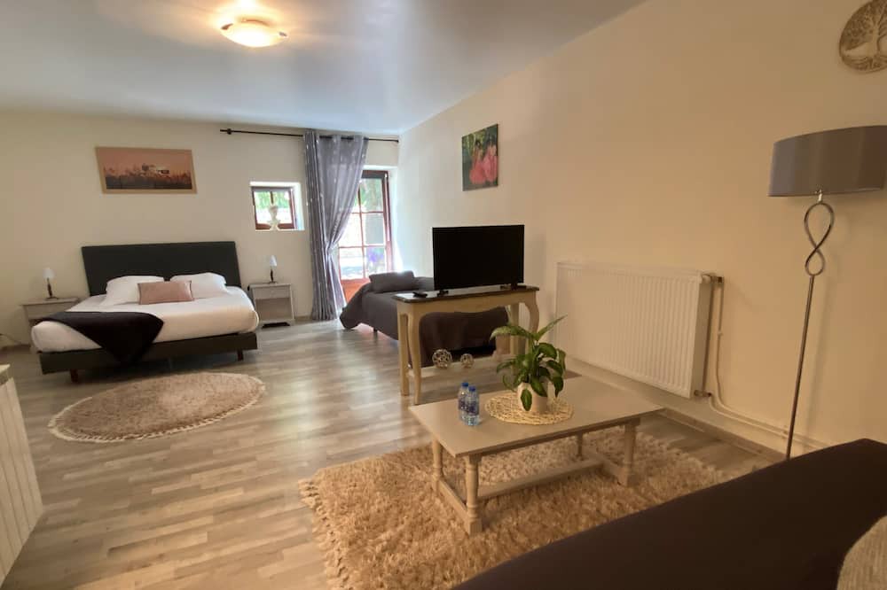 Photo of Bedroom in Montagny-les-Beaune