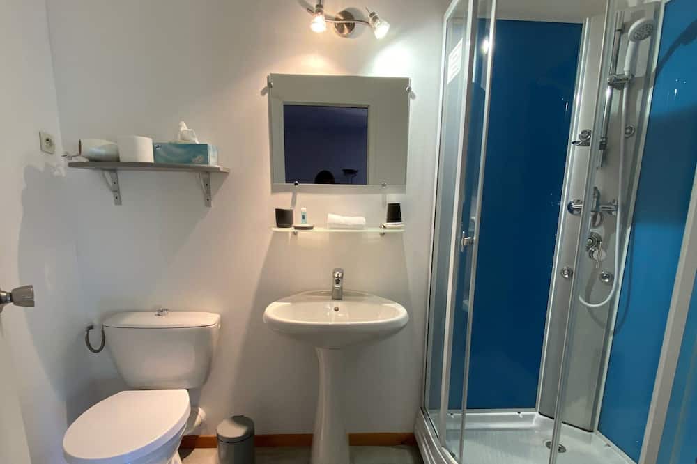 Photo of Bathroom in Montagny-les-Beaune