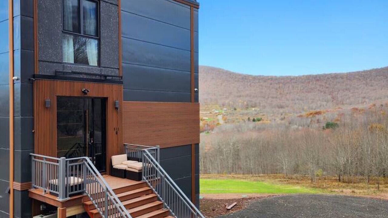 Photo of Outdoor in Roxbury