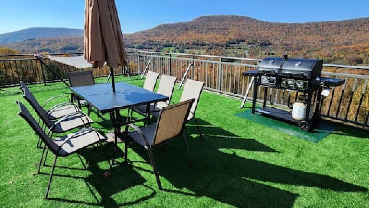 Photo of Outdoor in Roxbury