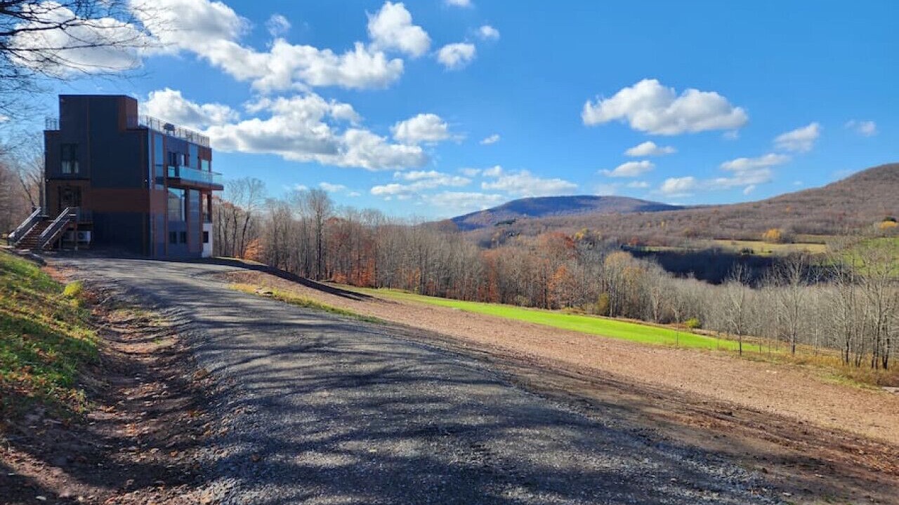 Photo of Outdoor in Roxbury