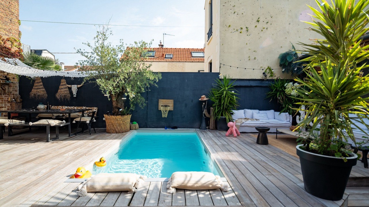 Photo of Outdoor in Colombes