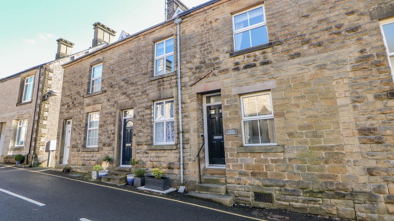 Photo of Others in Tideswell