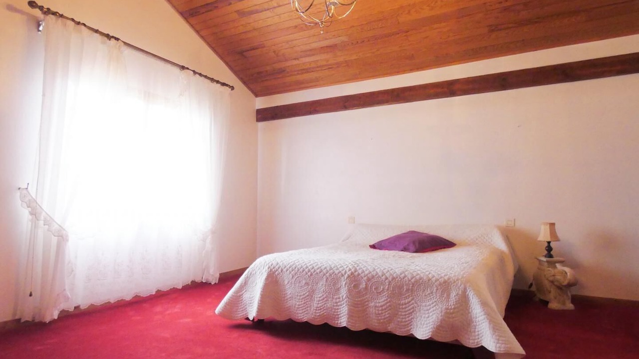 Photo of Others in Louer