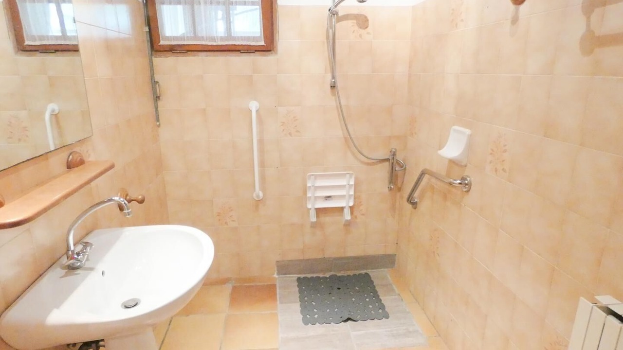 Photo of Bathroom in Louer