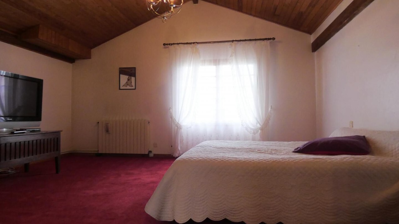 Photo of Others in Louer