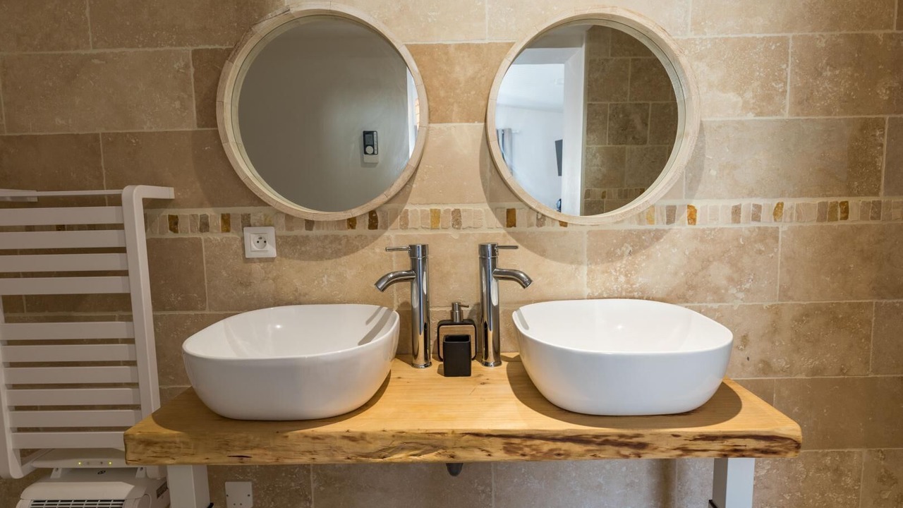 Photo of Bathroom in Herm