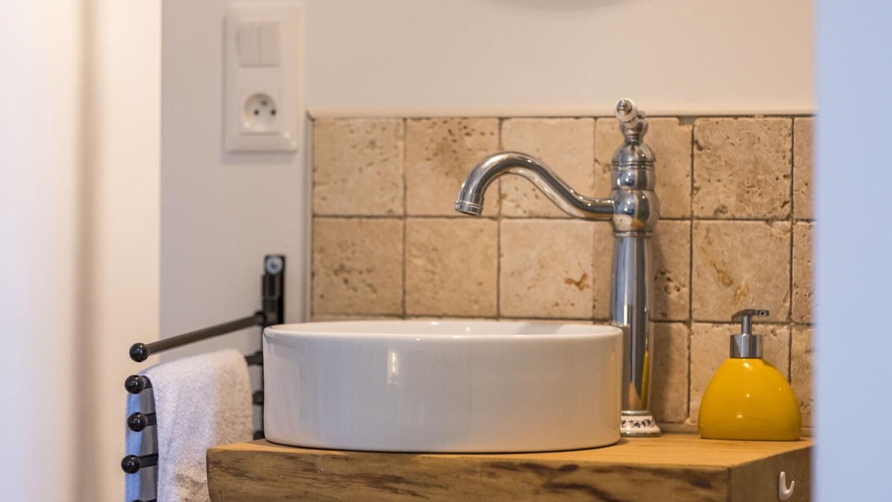 Photo of Bathroom in Herm
