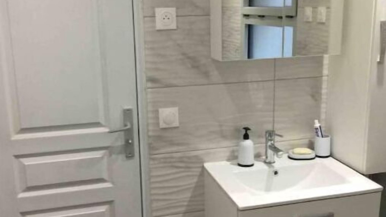 Photo of Bathroom in Asnieres-sur-Seine