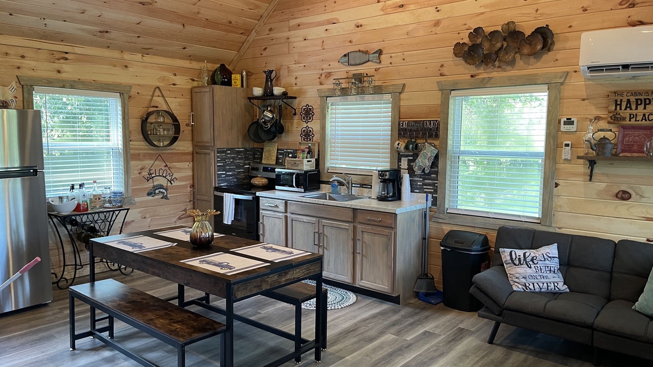 Photo of Kitchen in Lobelville