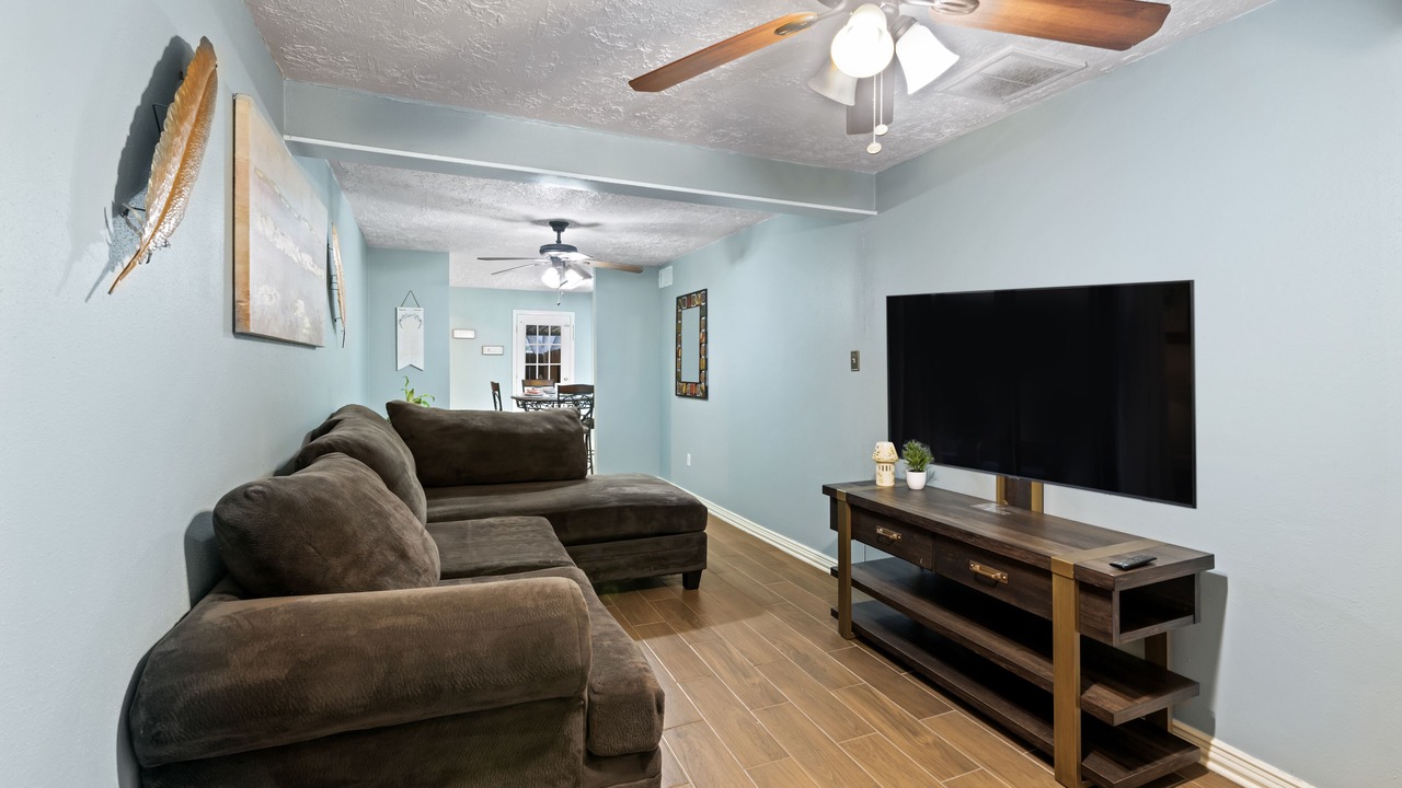 Photo of Livingroom in Pasadena