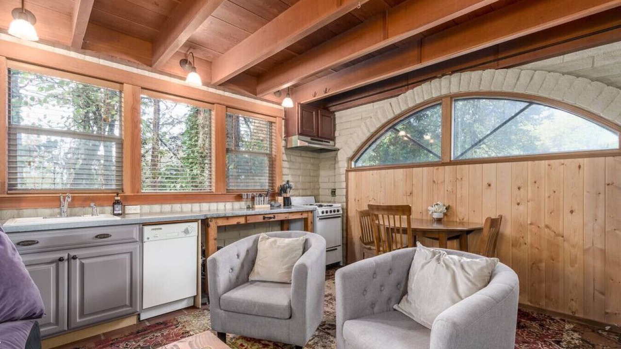 Photo of Others in Amazon