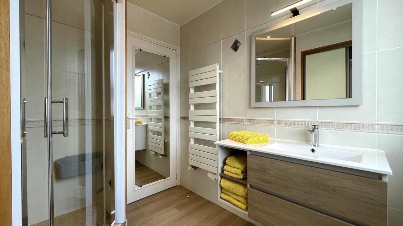 Photo of Bathroom in Gelos
