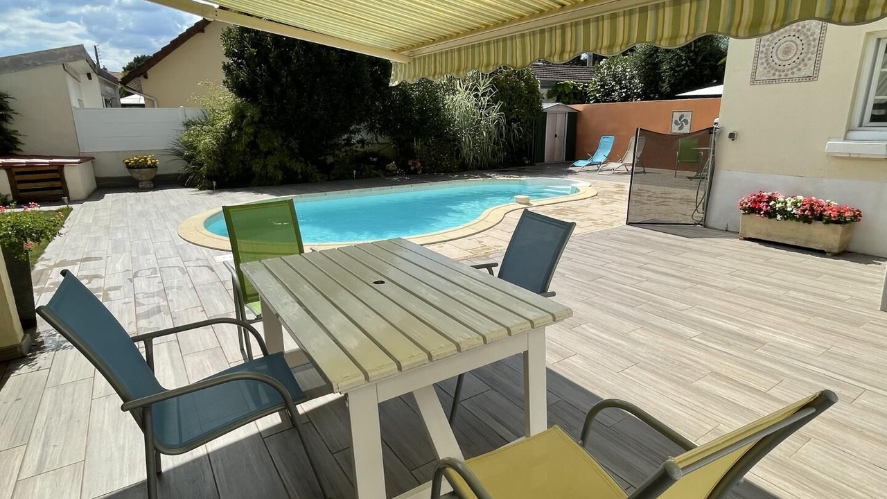 Photo of Patio Balcony in Gelos