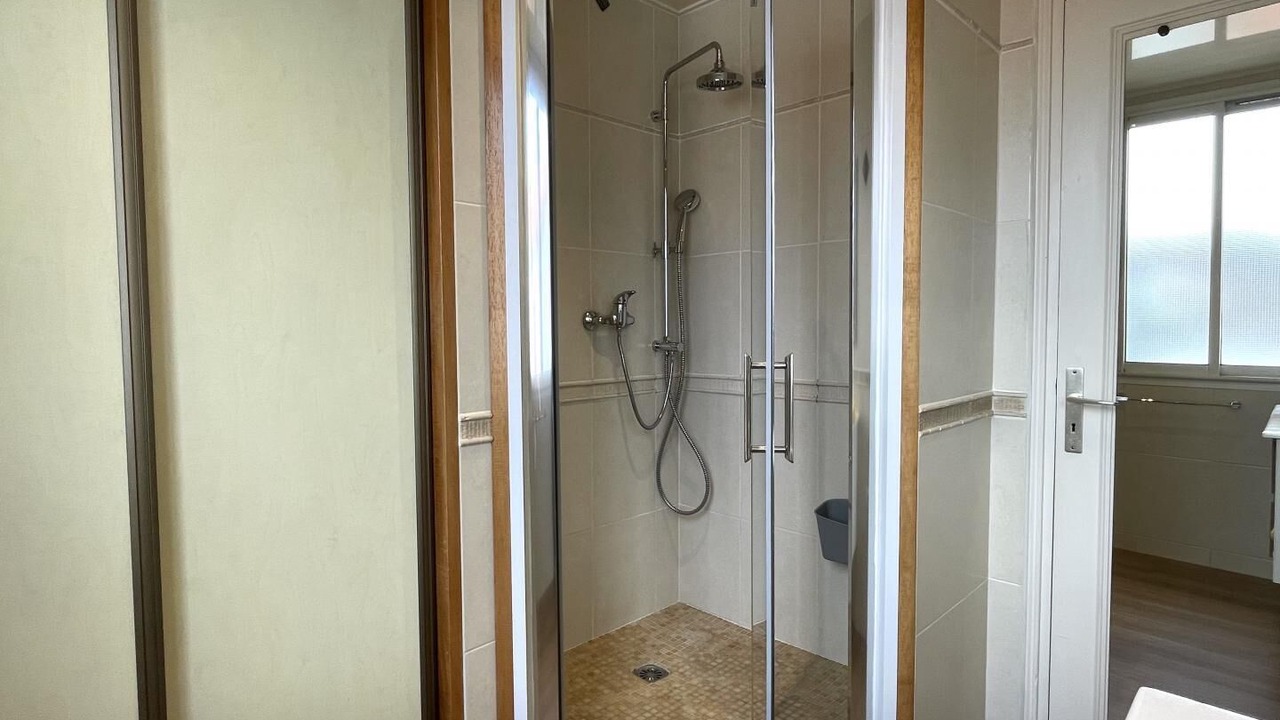 Photo of Bathroom in Gelos
