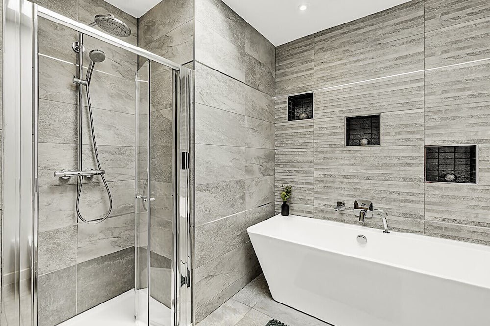Photo of Bathroom in Syon