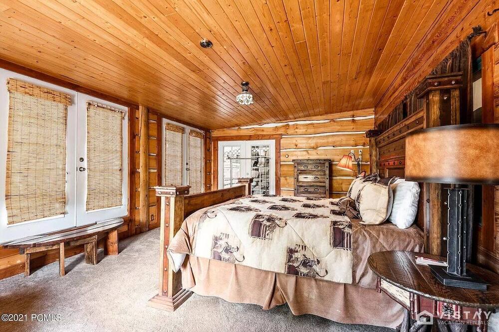 Photo of Bedroom in Aerie
