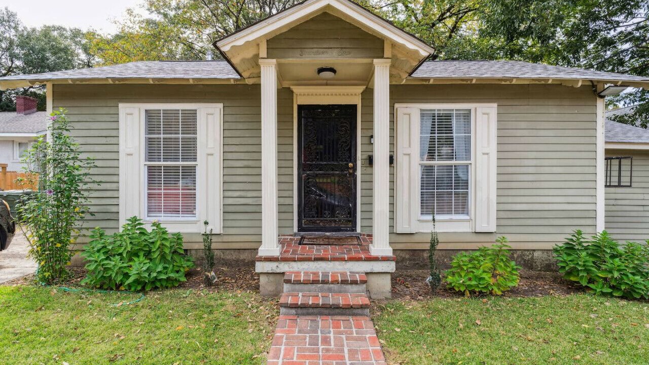 Photo of Outdoor in Central Gardens