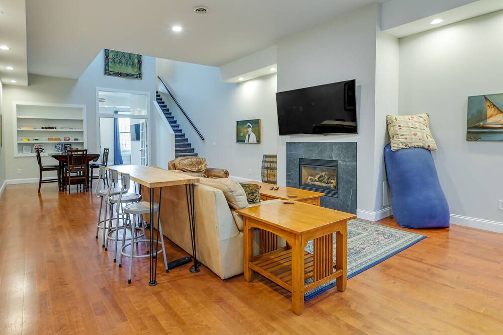 Photo of Livingroom in Canandaigua
