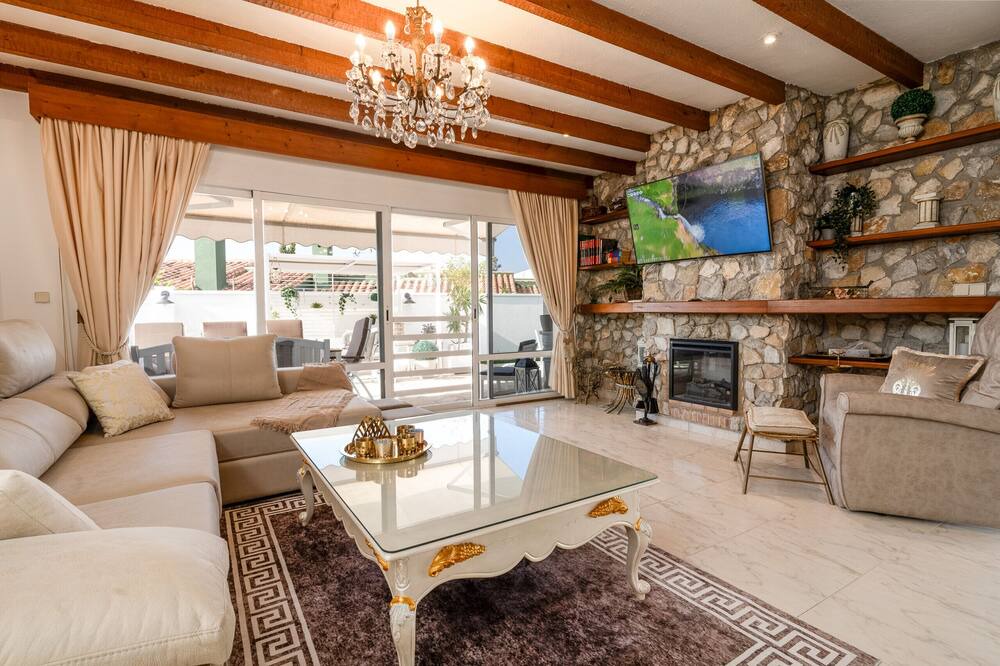 Photo of Livingroom in Urbanizacion Costabella