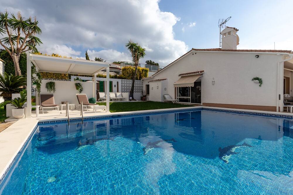 Photo of Outdoor in Urbanizacion Costabella
