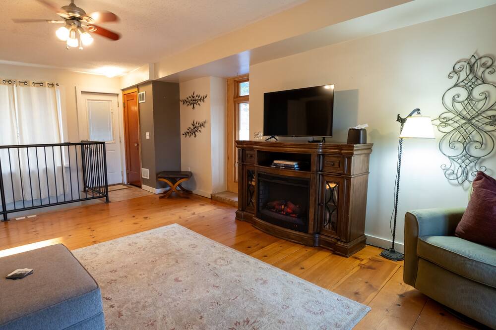Photo of Livingroom in Jordan