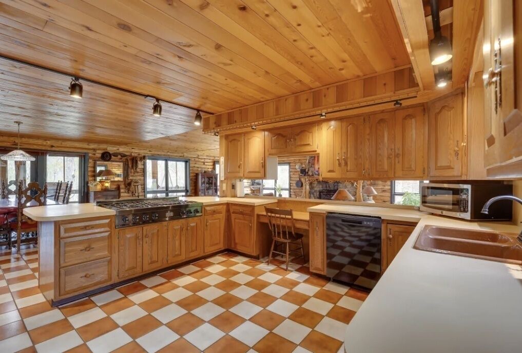 Photo of Kitchen in Long Lake