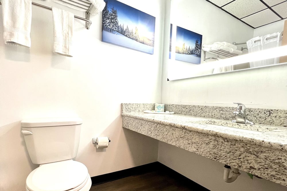 Photo of Bathroom in Caribou