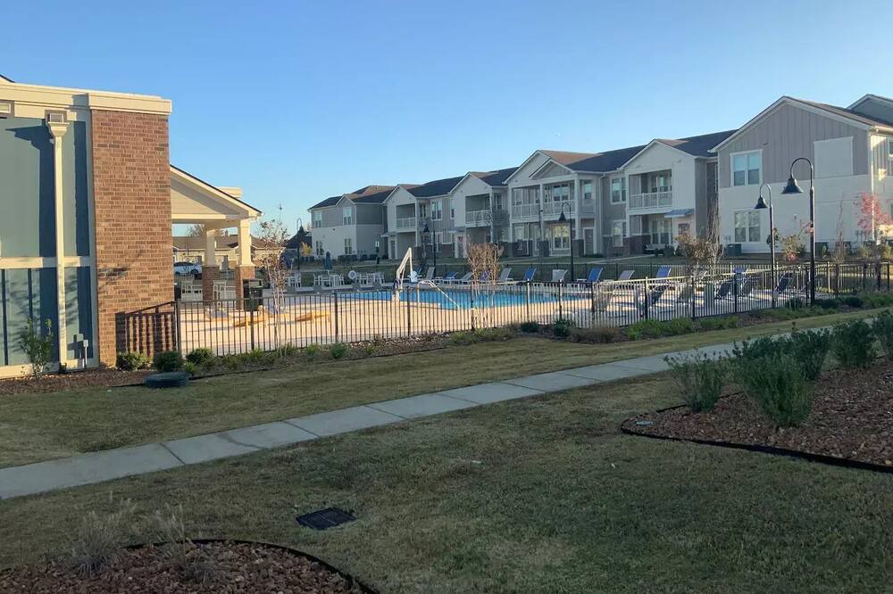 Photo of Outdoor in Lakes of Forest Hill