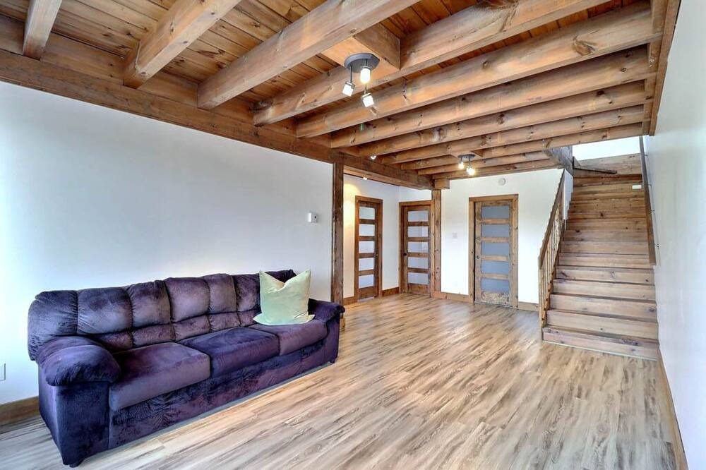 Photo of Livingroom in L'Anse-Saint-Jean