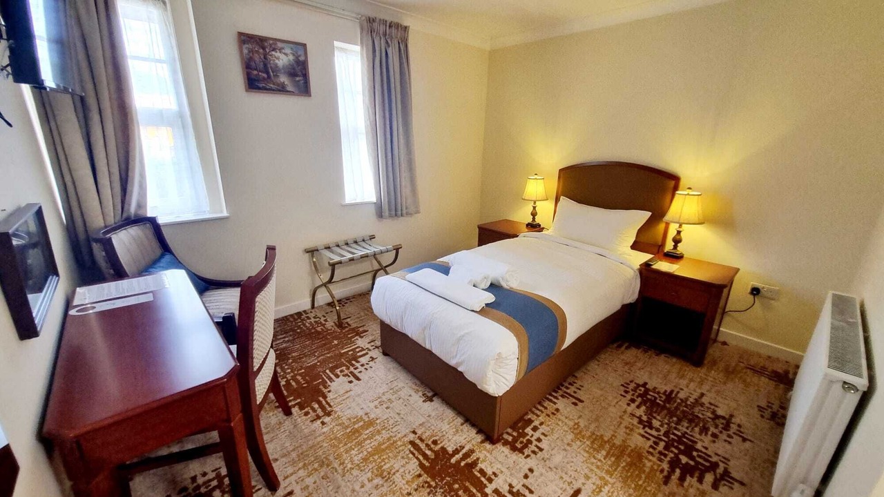 Photo of Bedroom in Wickham