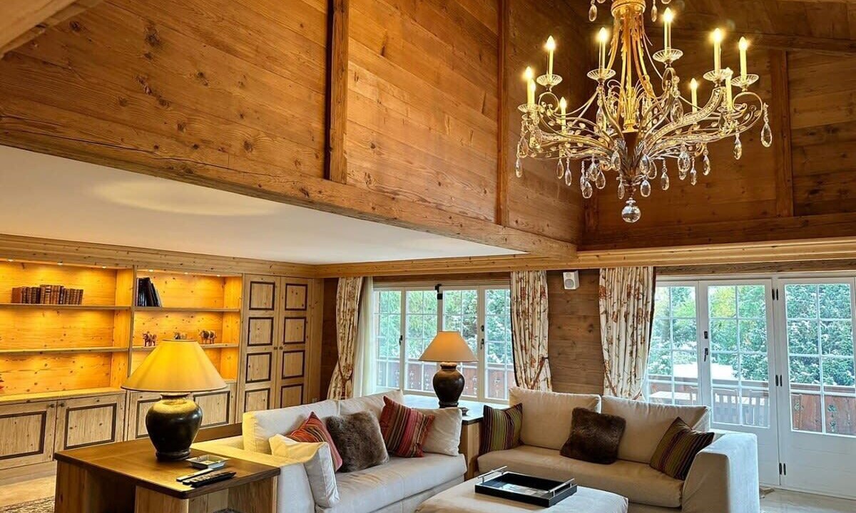 Photo of Livingroom in Zweisimmen Nr Gstaad