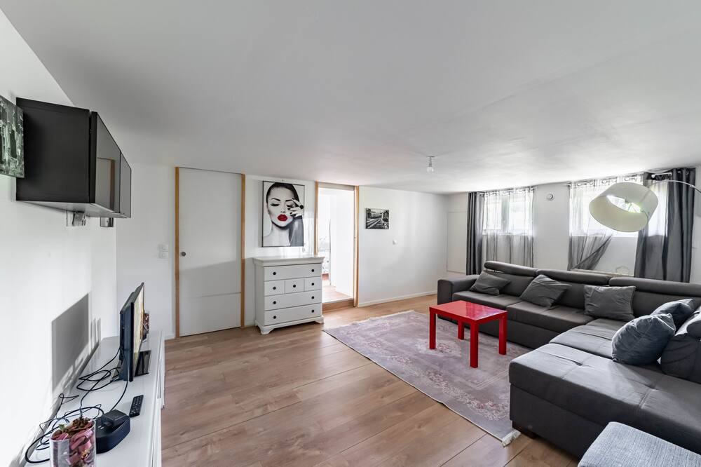 Photo of Livingroom in Argenteuil