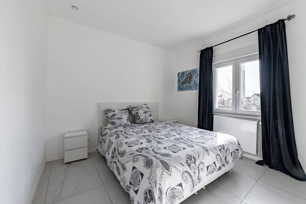 Photo of Bedroom in Argenteuil