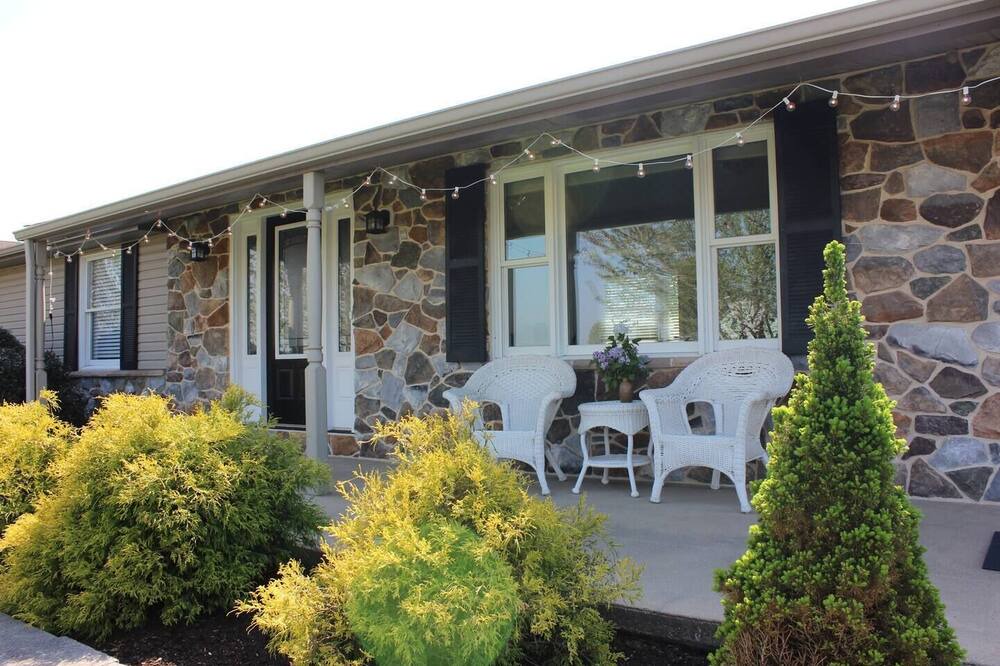 Photo of Patio Balcony in Suplee