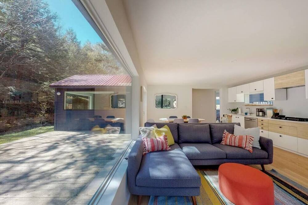 Photo of Bedroom in Debruce