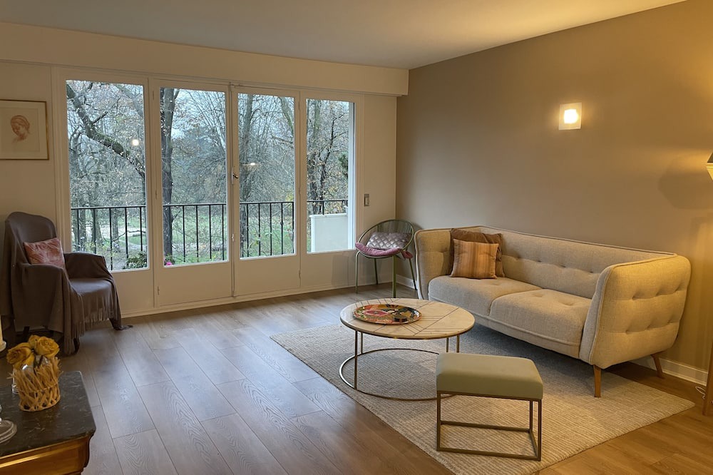 Photo of Livingroom in Picpus