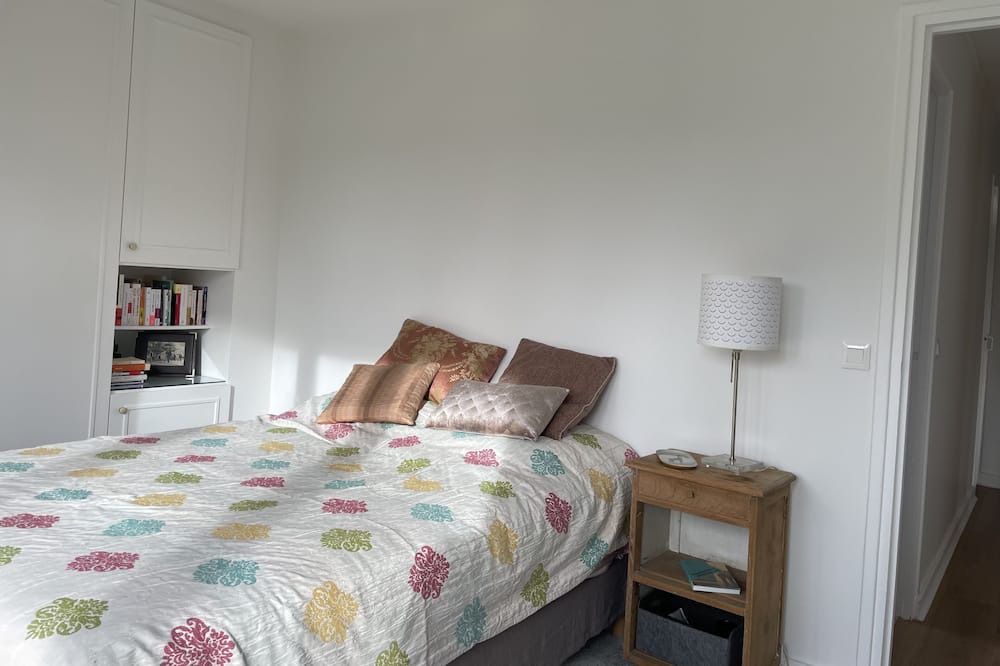 Photo of Bedroom in Picpus