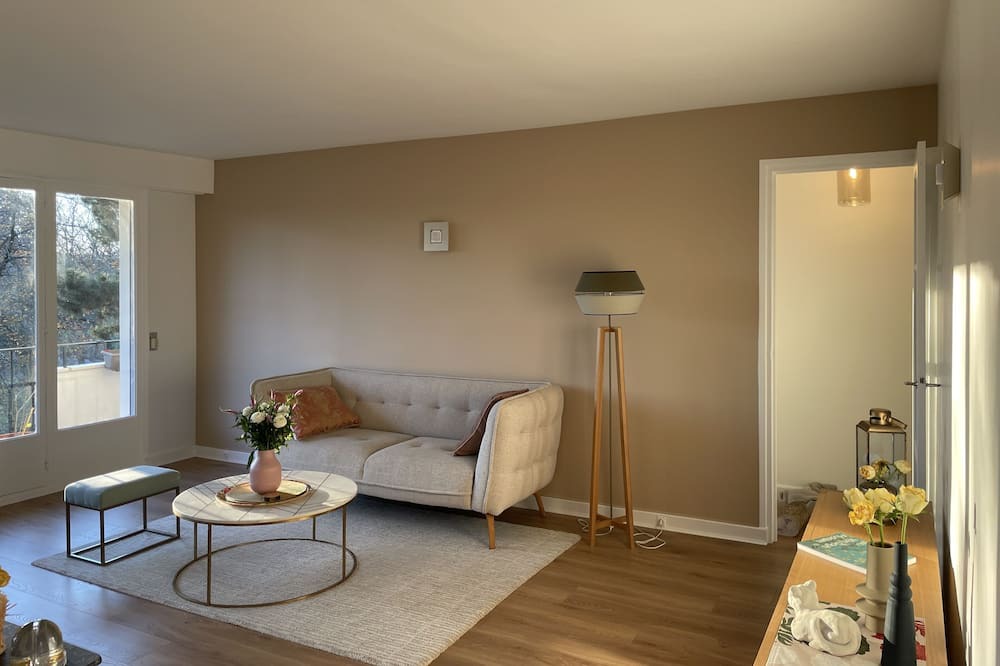 Photo of Livingroom in Picpus