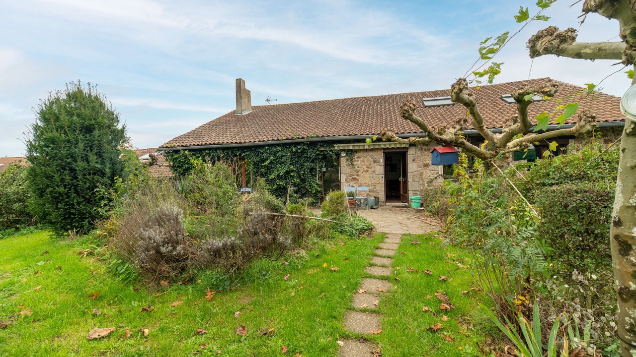 Photo of Outdoor in Bonnac-la-Cote