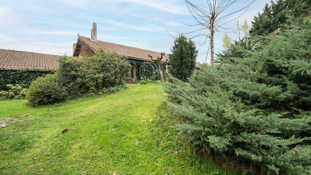 Photo of Outdoor in Bonnac-la-Cote