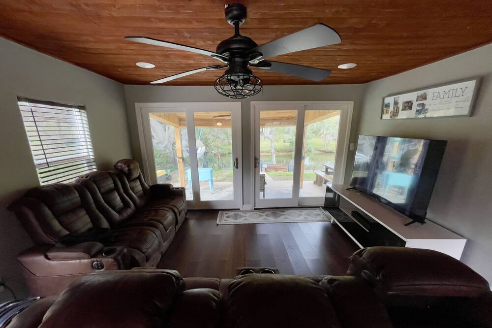 Photo of Livingroom in Liverpool